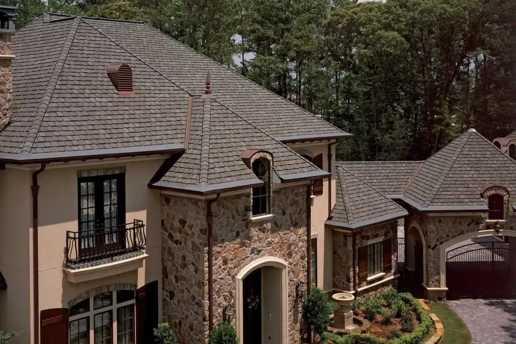 A house with CertainTeed's Grand Manor shingles